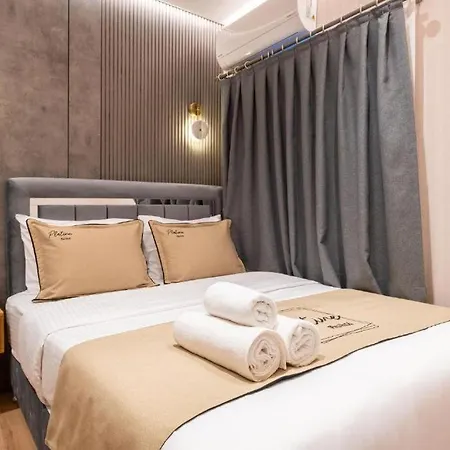 The By Platine Istambul