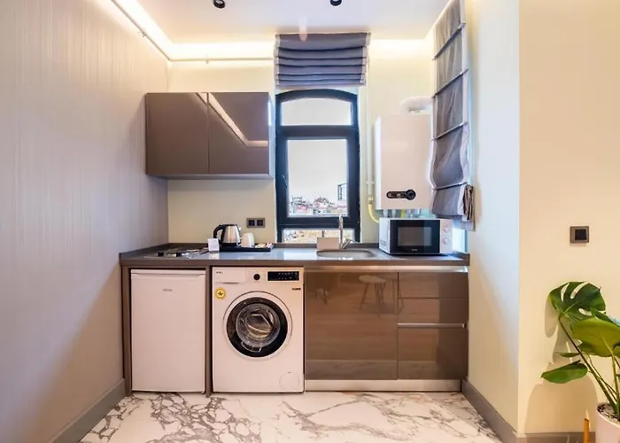 The By Platine 酒店 *